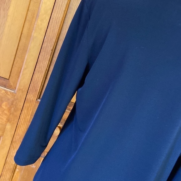 Susan Graver Liquid Knit Navy Bateau Neck 3/4 Length Sleeve Size XS - Picture 4 of 7